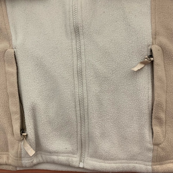 The North Face Tan / Beige Full Zip Sweater - Picture 5 of 8